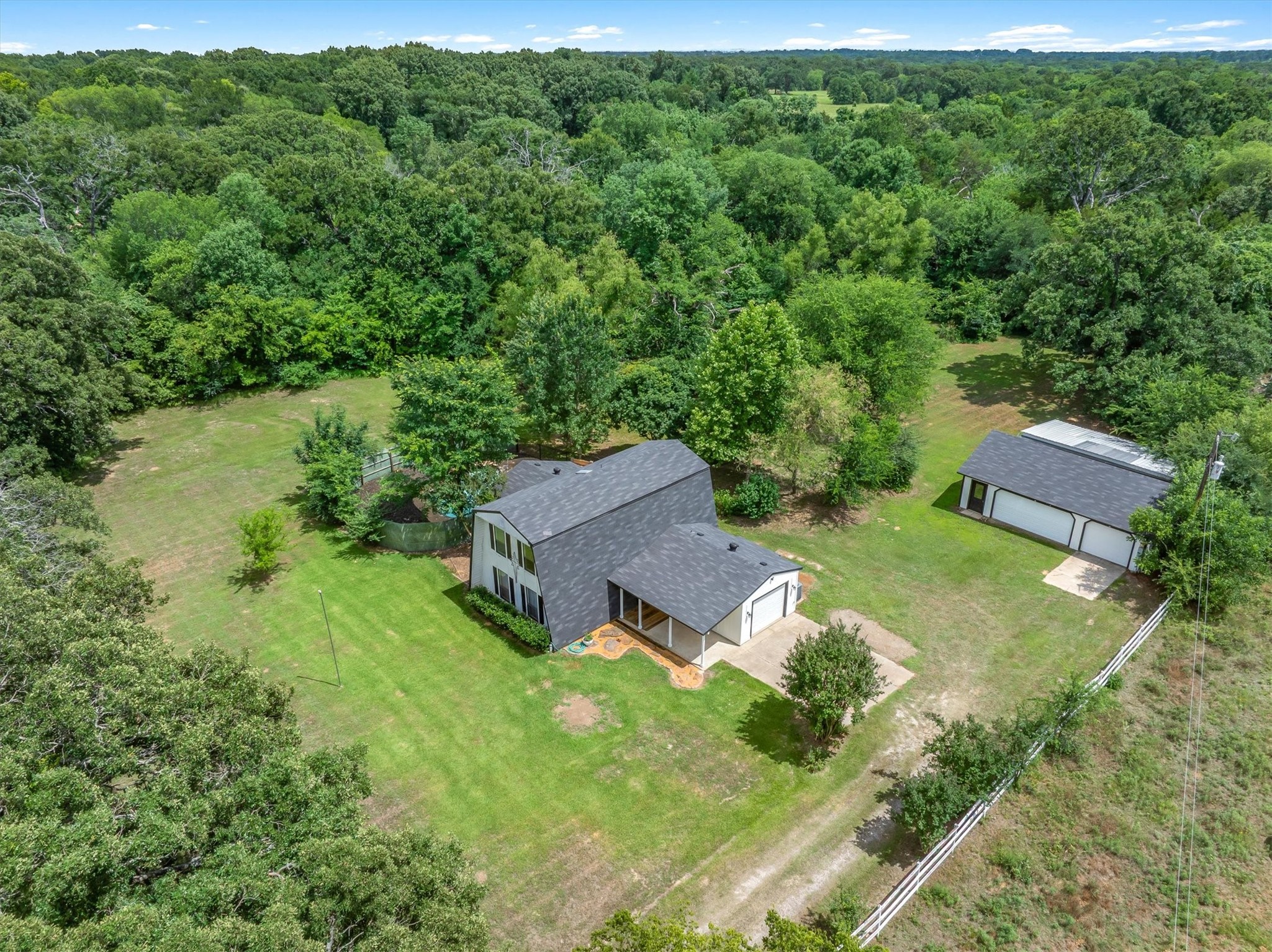 1003 Vz County Road 2128 Wills Point TX 75169