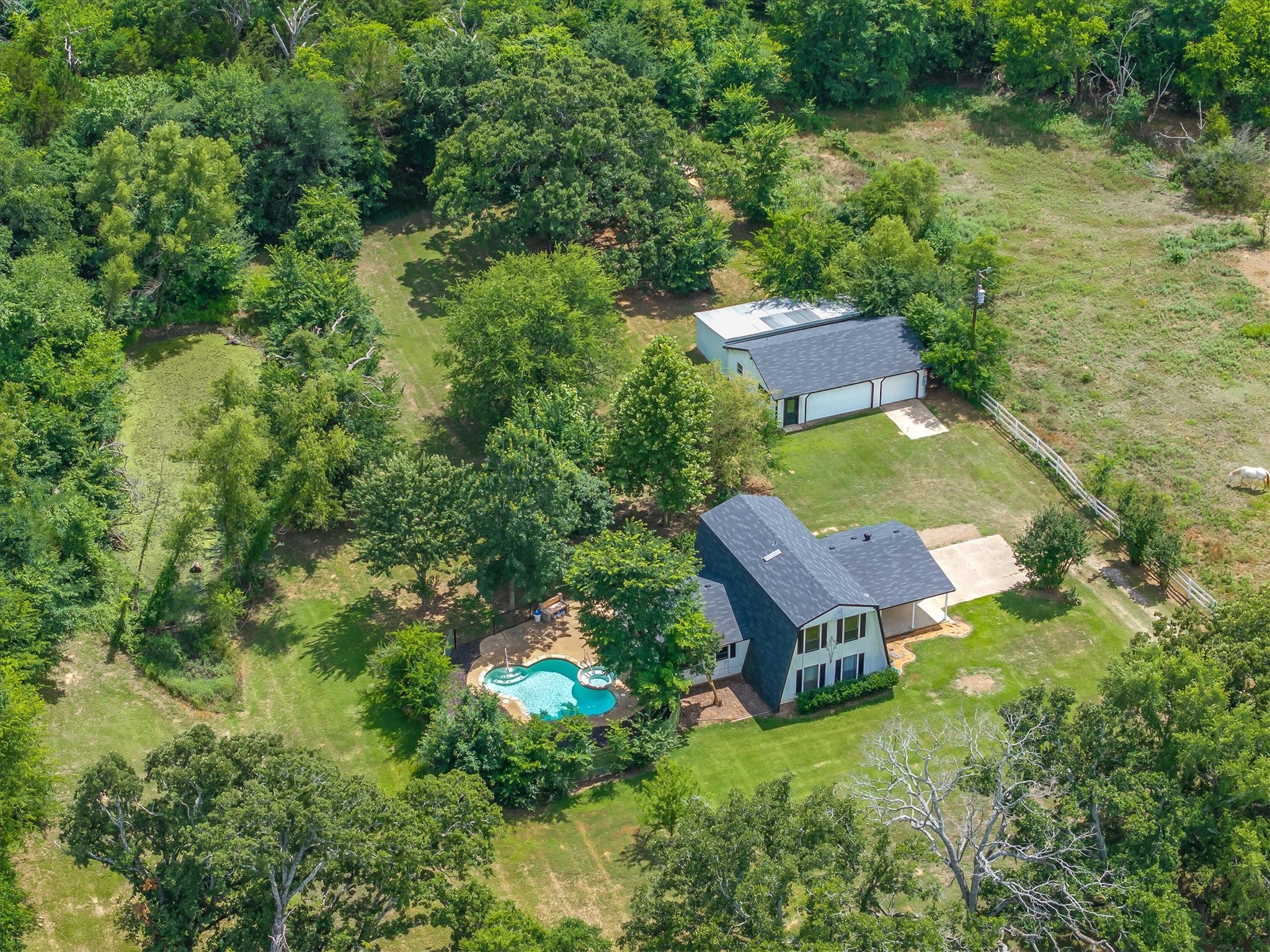 1003 Vz County Road 2128 Wills Point TX 75169