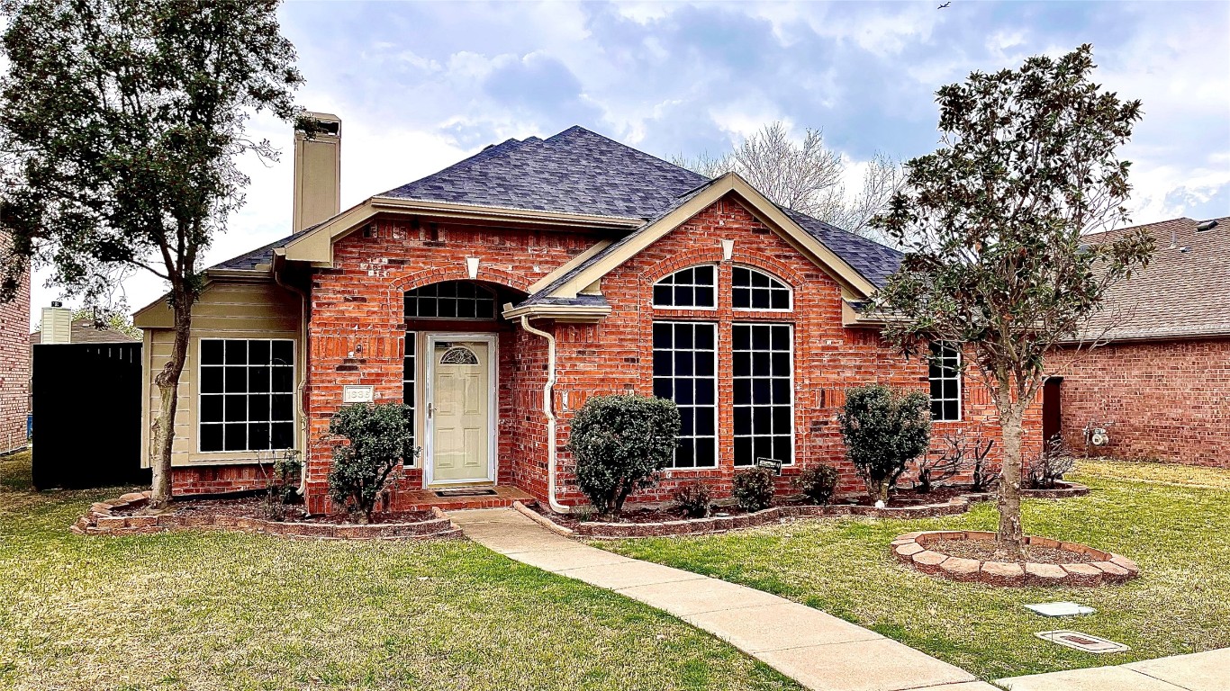 1636 Castle Rock Drive Lewisville TX 75077