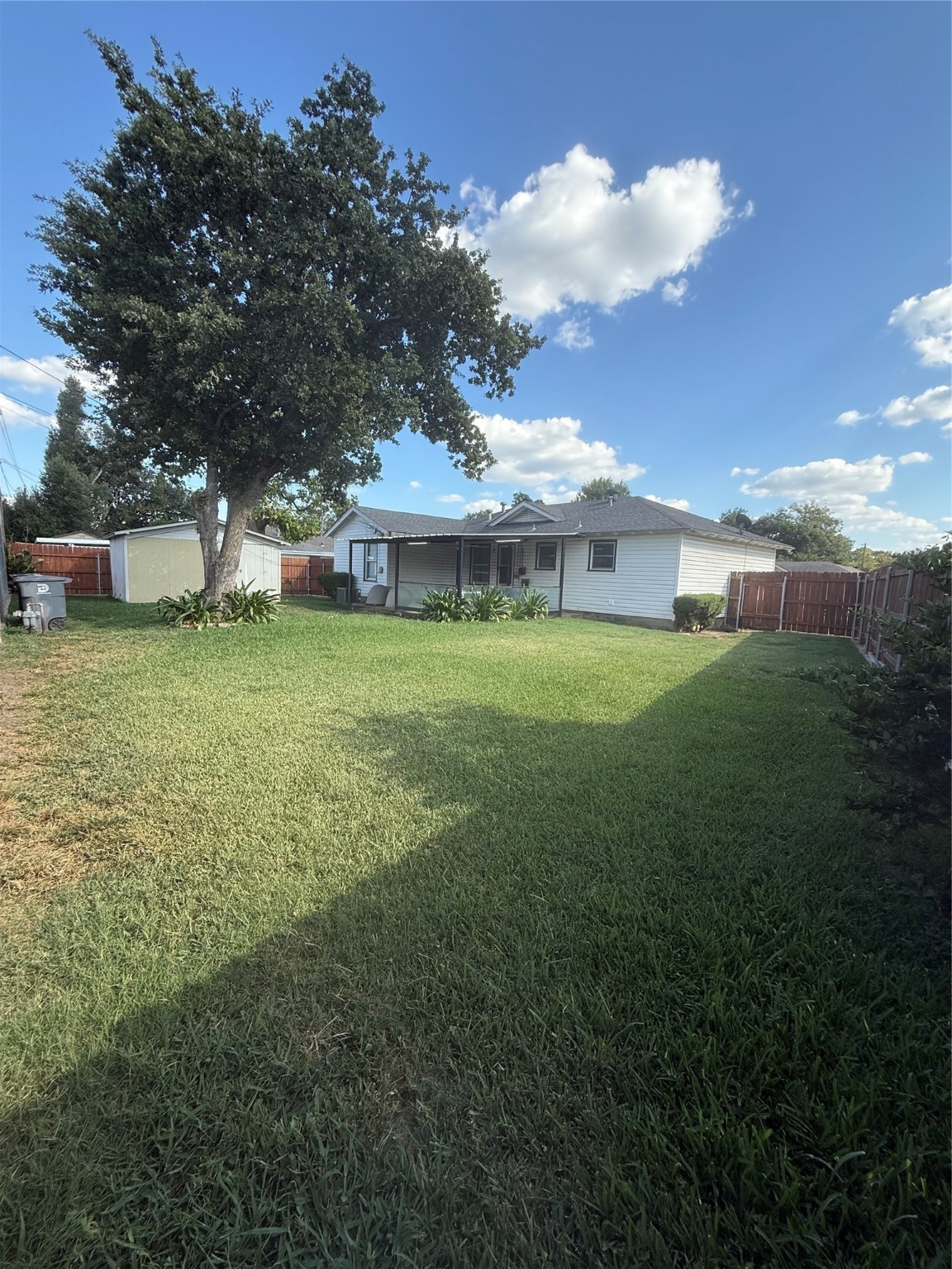 8133 Cavalier Circle Dallas TX 75227