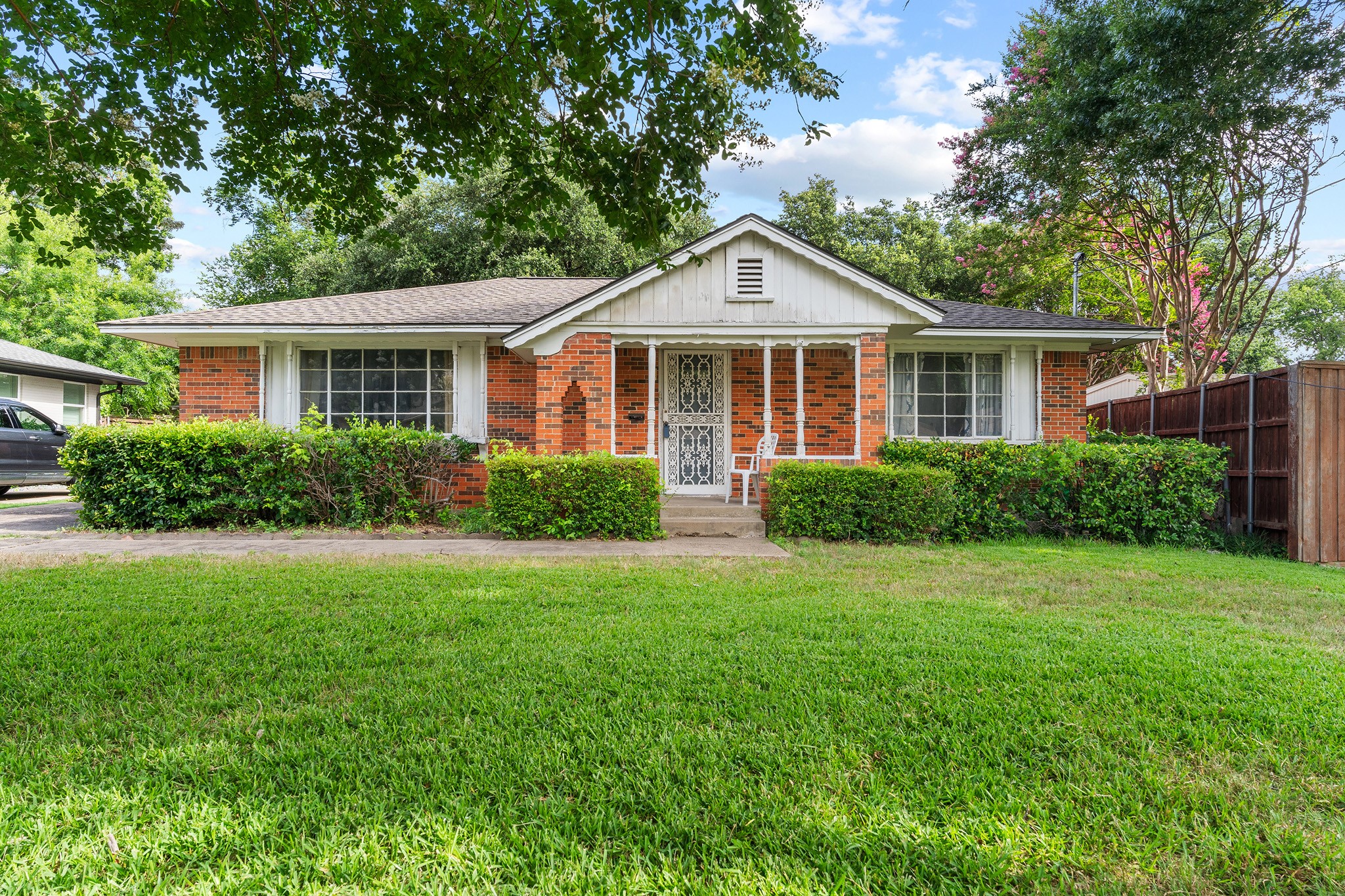 6581 Patrick Drive Dallas TX 75214