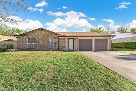 1006 Cristopher Court Arlington TX 76015