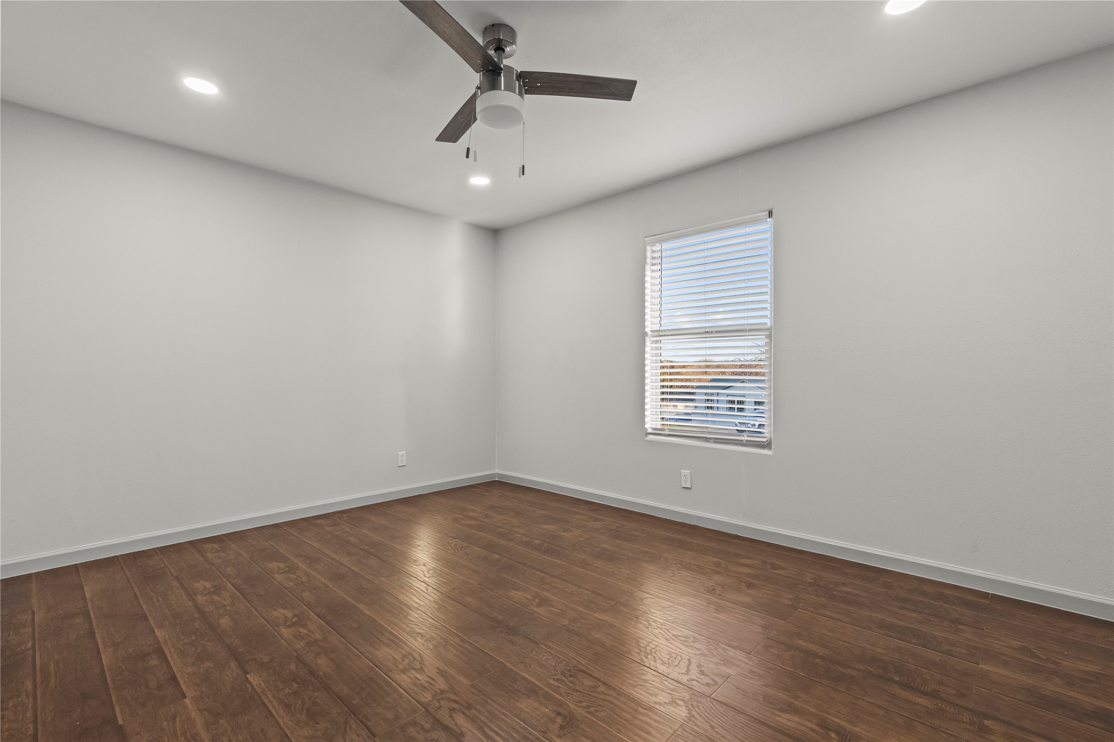 1207 E Russell Avenue Carrollton TX 75006