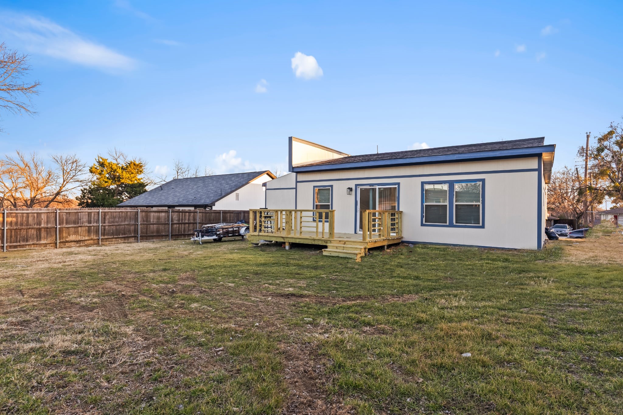 1207 E Russell Avenue Carrollton TX 75006