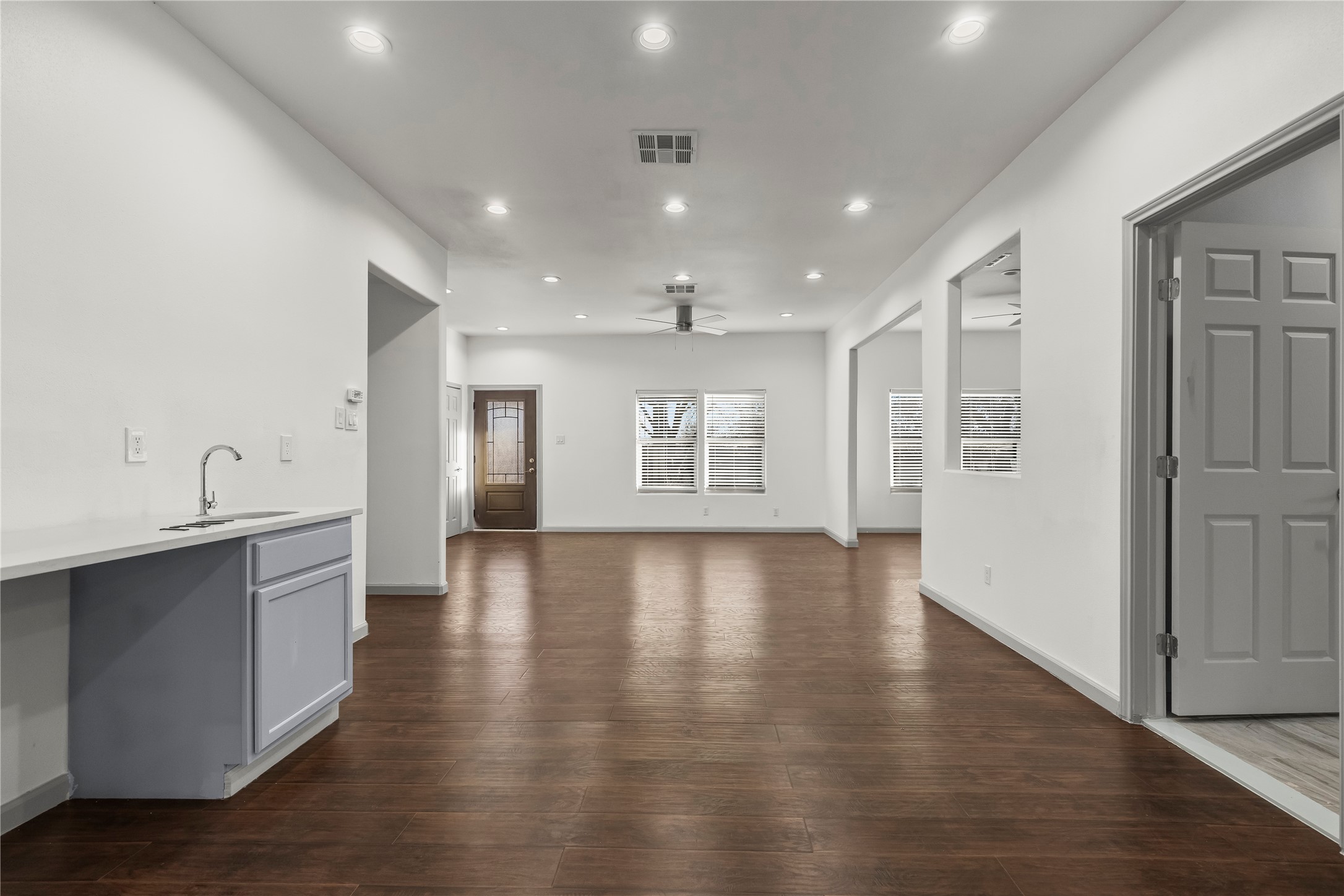 1207 E Russell Avenue Carrollton TX 75006