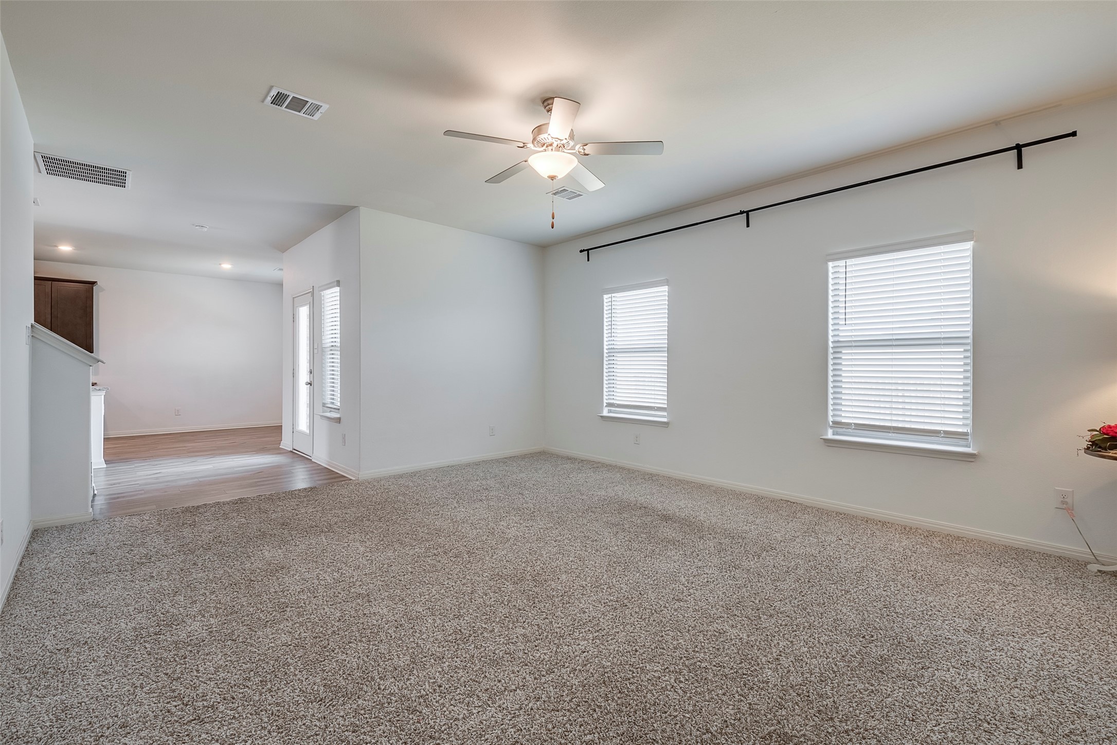 7525 Pleasant Oaks Street Fort Worth TX 76120