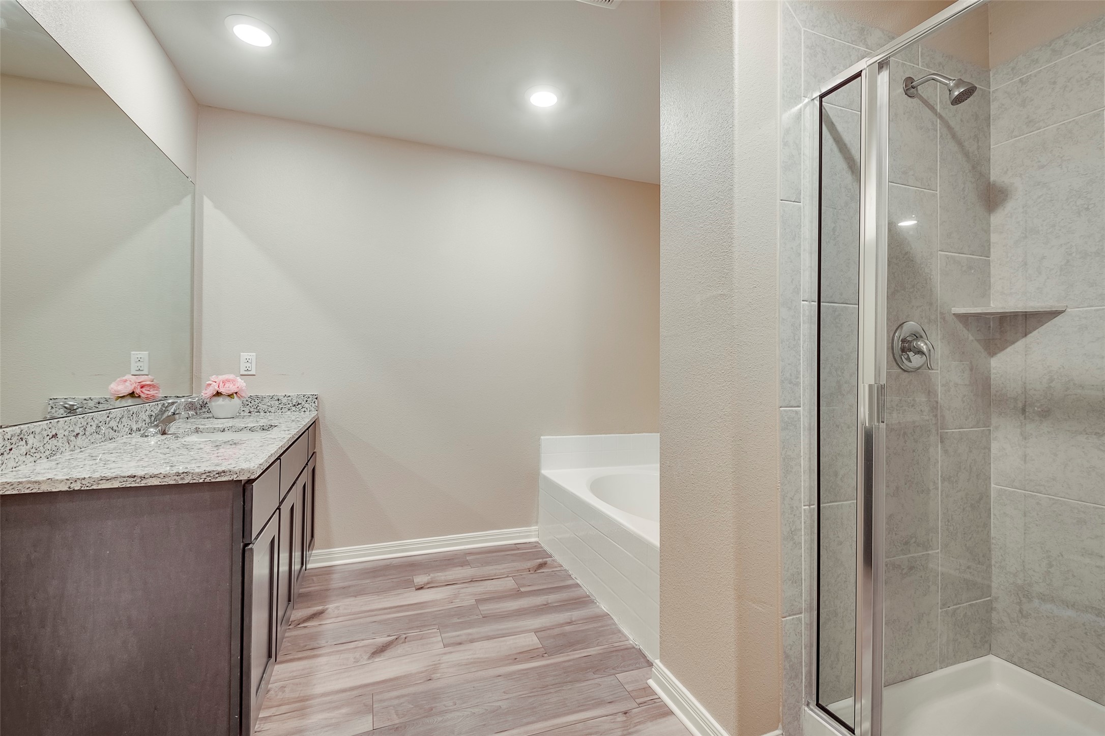 7525 Pleasant Oaks Street Fort Worth TX 76120