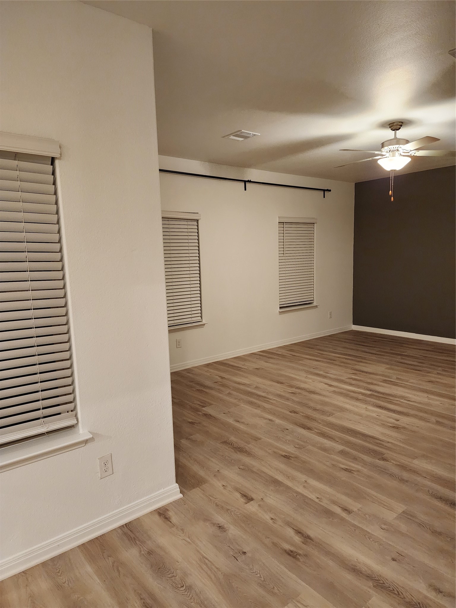 7525 Pleasant Oaks Street Fort Worth TX 76120