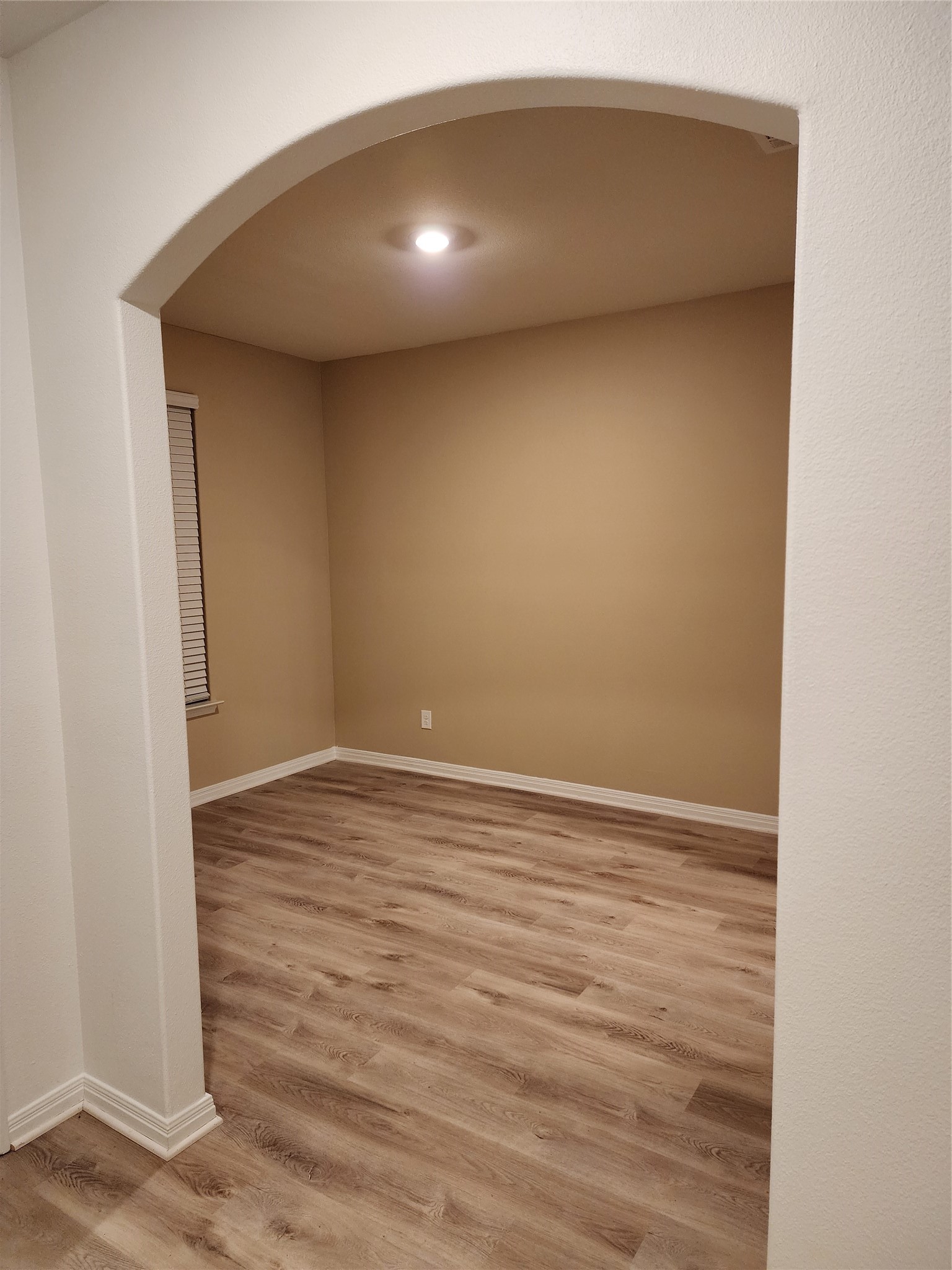 7525 Pleasant Oaks Street Fort Worth TX 76120