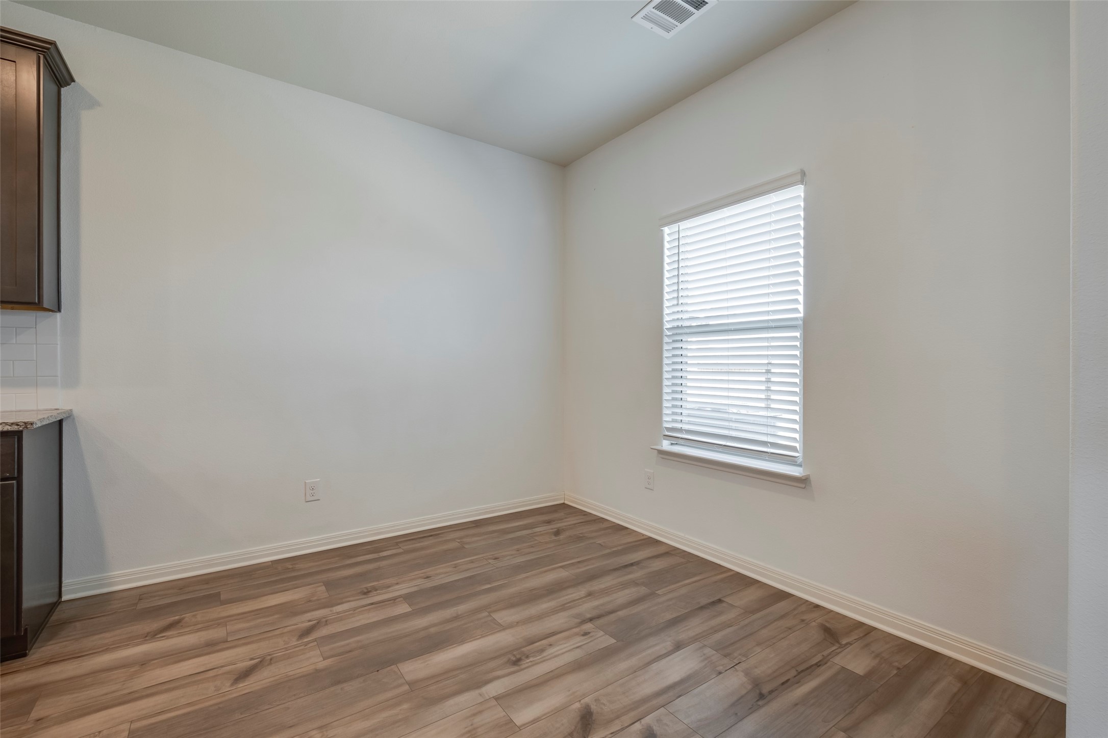 7525 Pleasant Oaks Street Fort Worth TX 76120