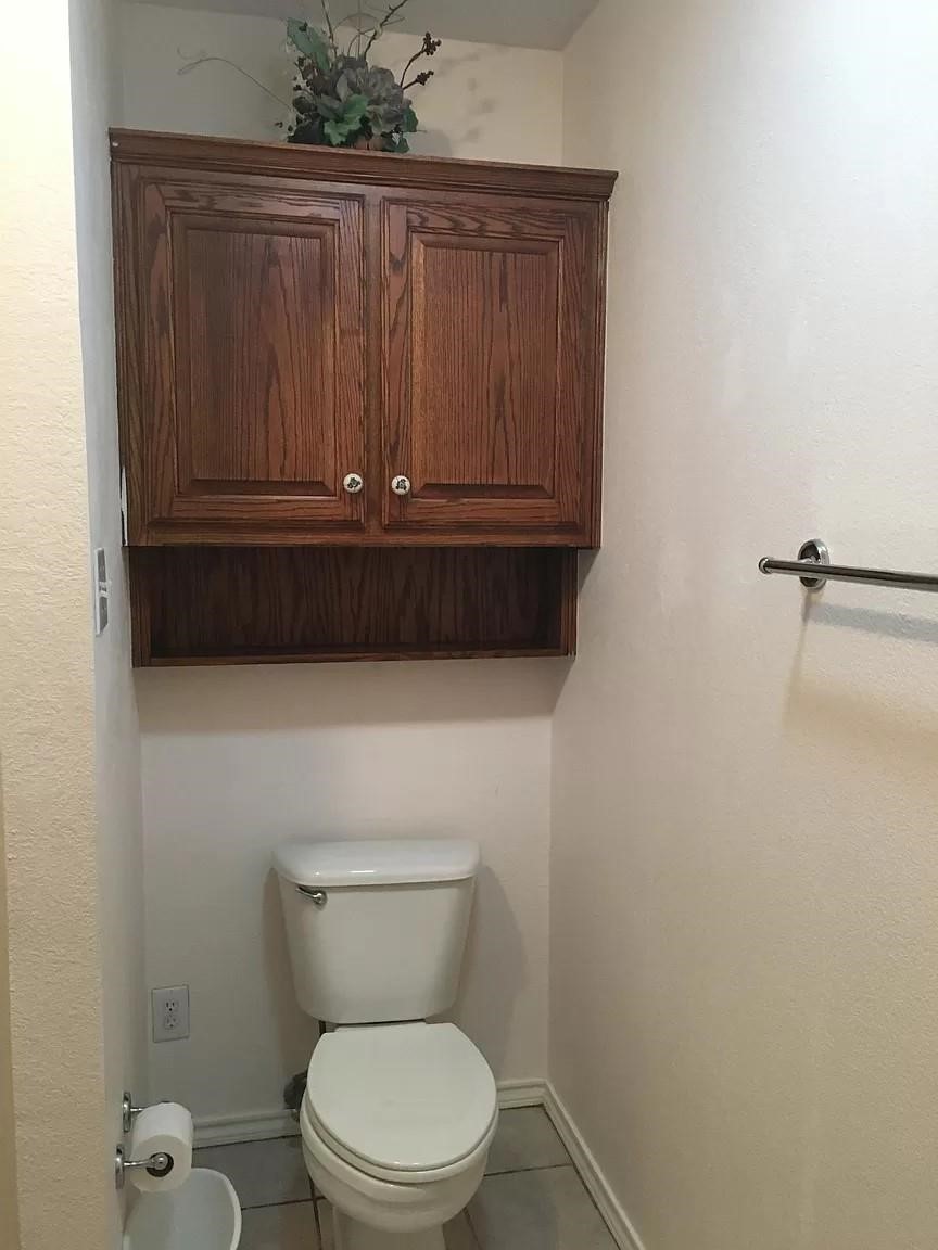 105 Santee Drive Lake Kiowa TX 76240