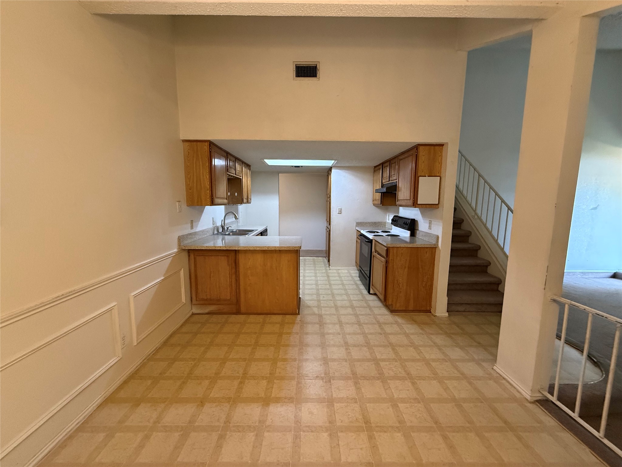 6011 Parkmeadow Drive Arlington TX 76018