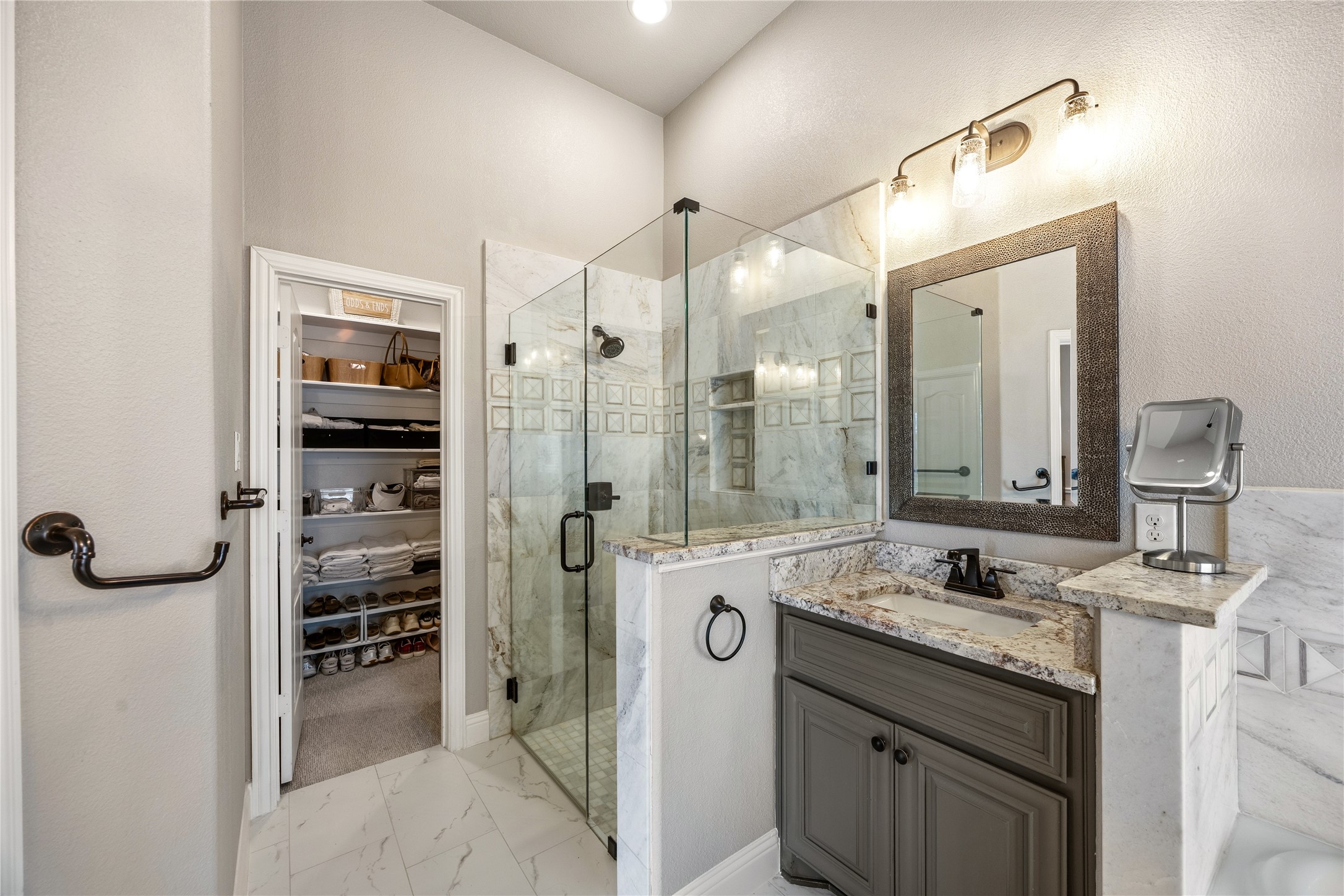 3805 Bonanza Court Corinth TX 76208