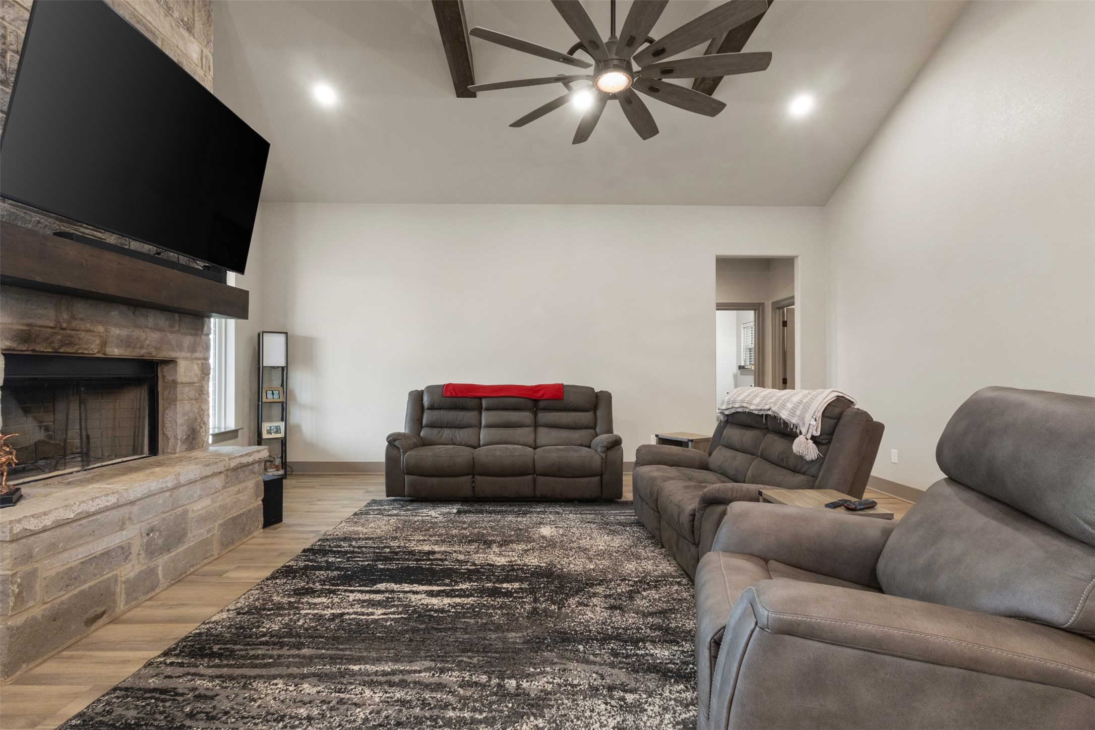 170 Rolling Hills Boulevard Alvord TX 76225