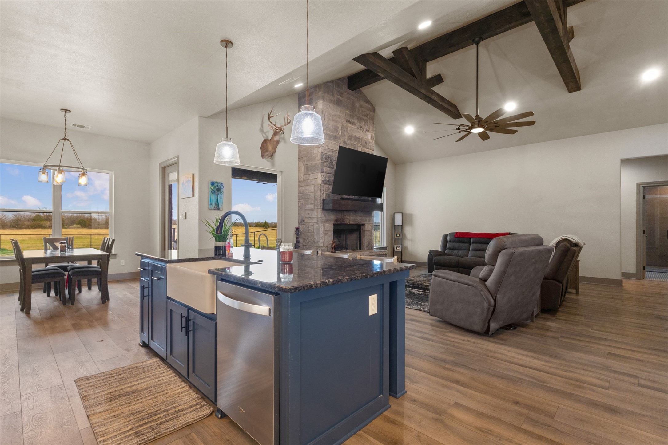 170 Rolling Hills Boulevard Alvord TX 76225