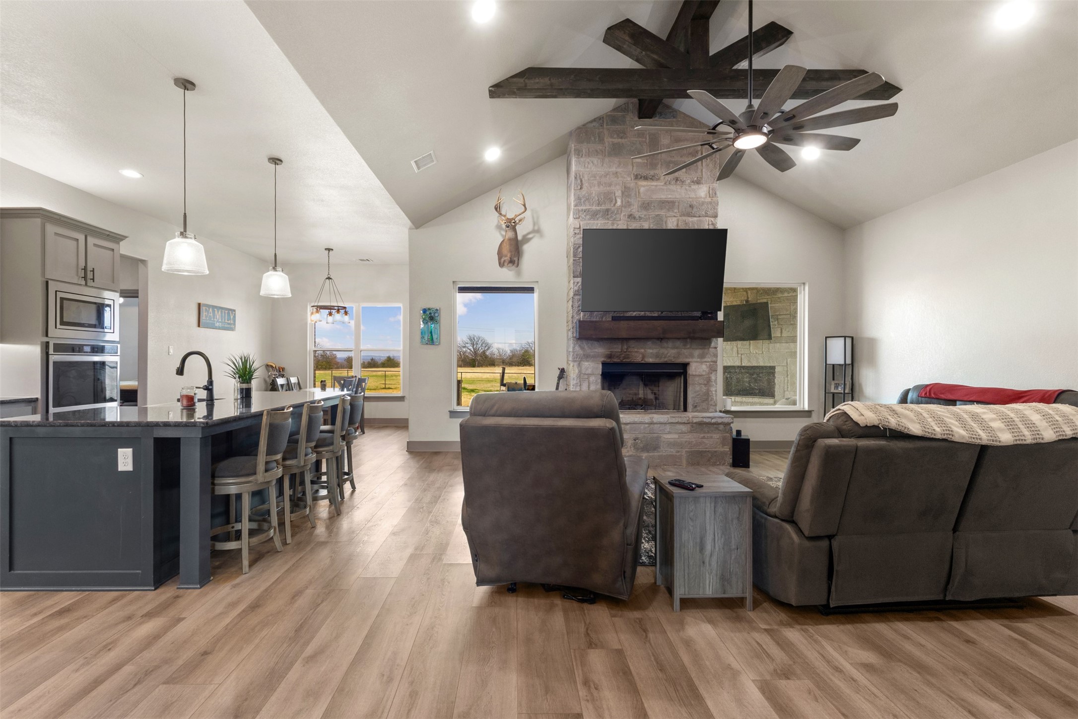 170 Rolling Hills Boulevard Alvord TX 76225