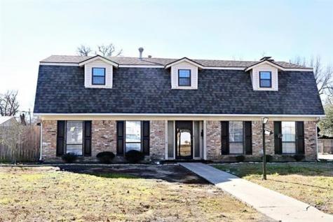 3240 Cleveland Street Paris TX 75460
