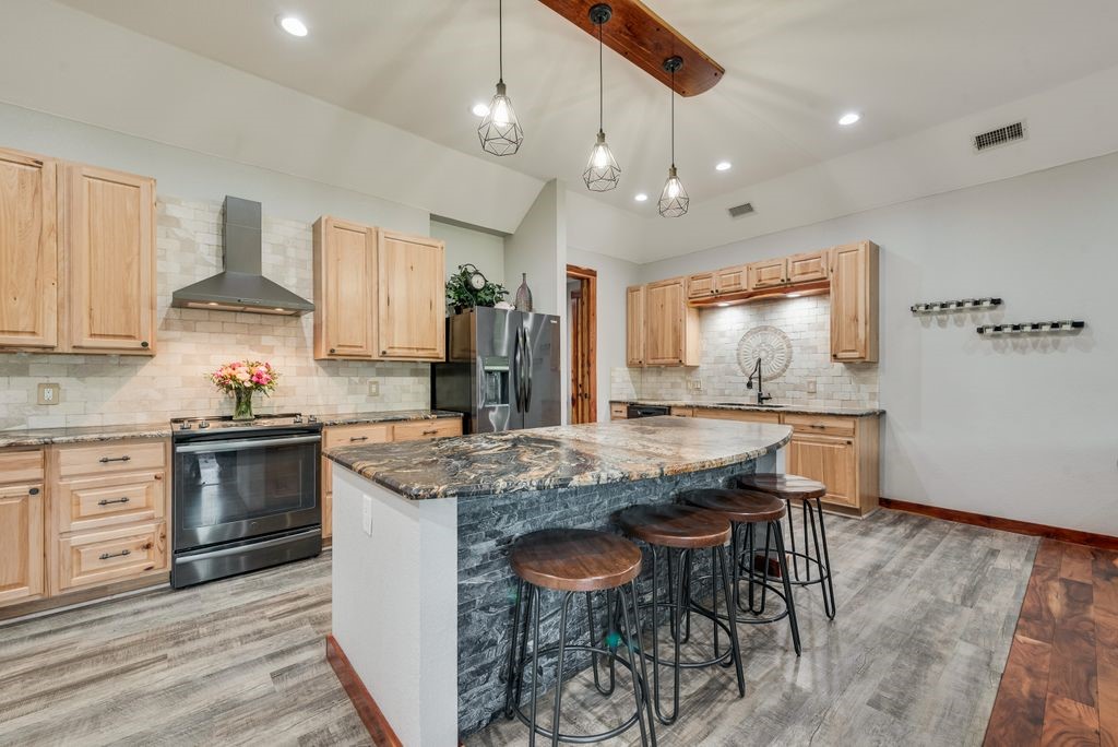 110 Cambridge Drive Streetman TX 75859