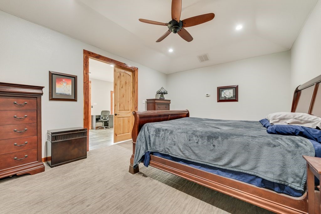 110 Cambridge Drive Streetman TX 75859