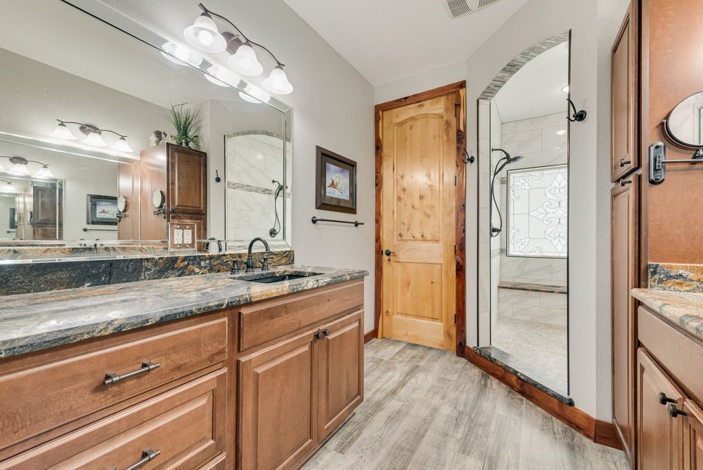 110 Cambridge Drive Streetman TX 75859