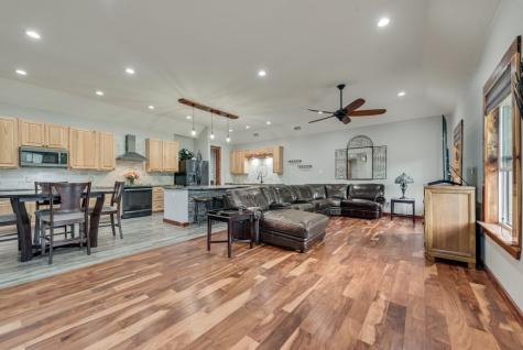 110 Cambridge Drive Streetman TX 75859