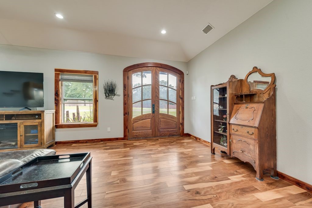 110 Cambridge Drive Streetman TX 75859