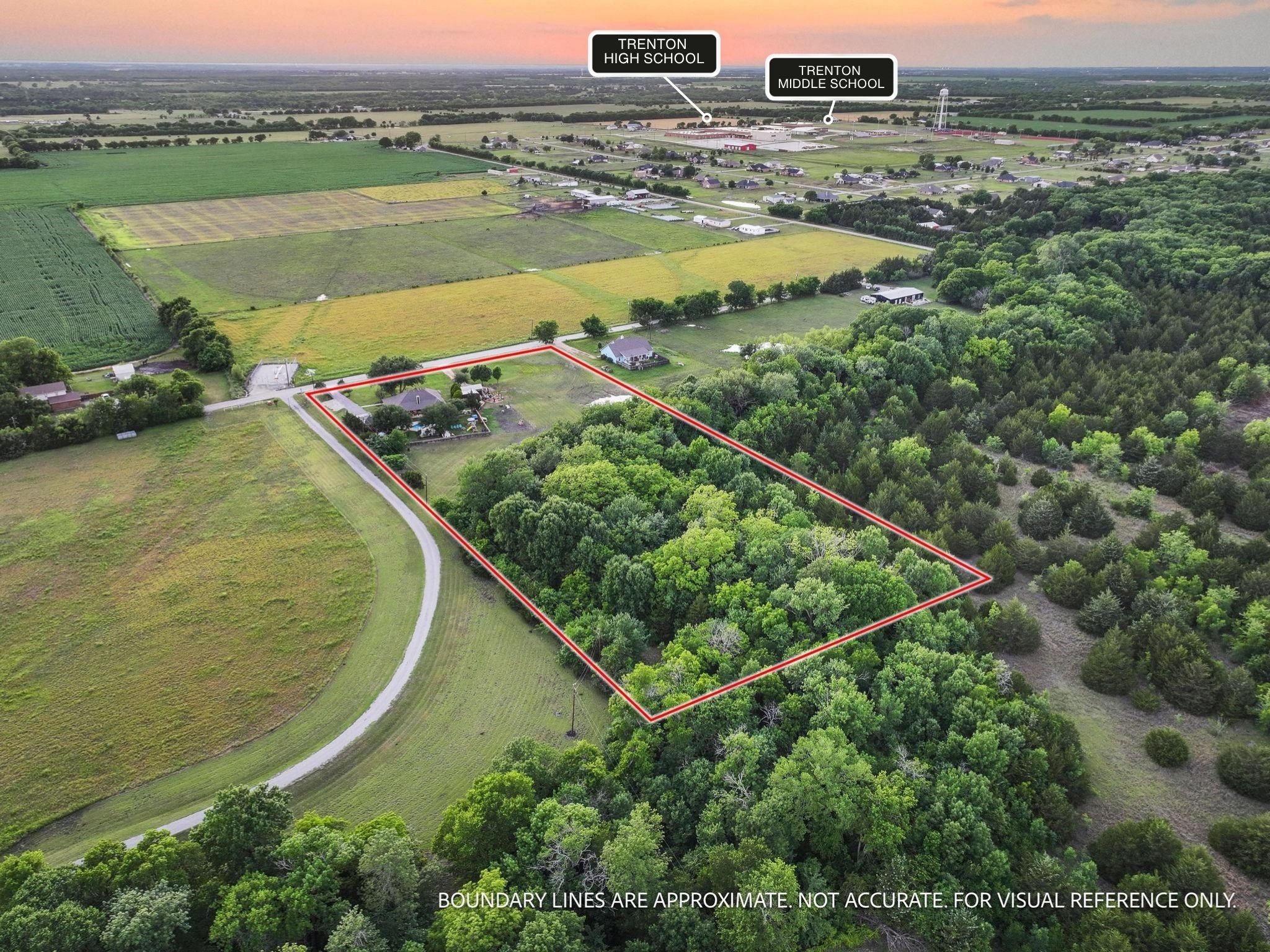981 County Road 4918 Trenton TX 75490