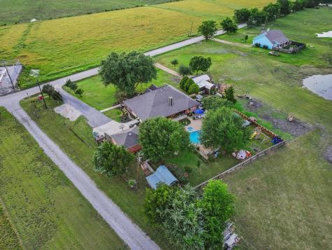 981 County Road 4918 Trenton TX 75490