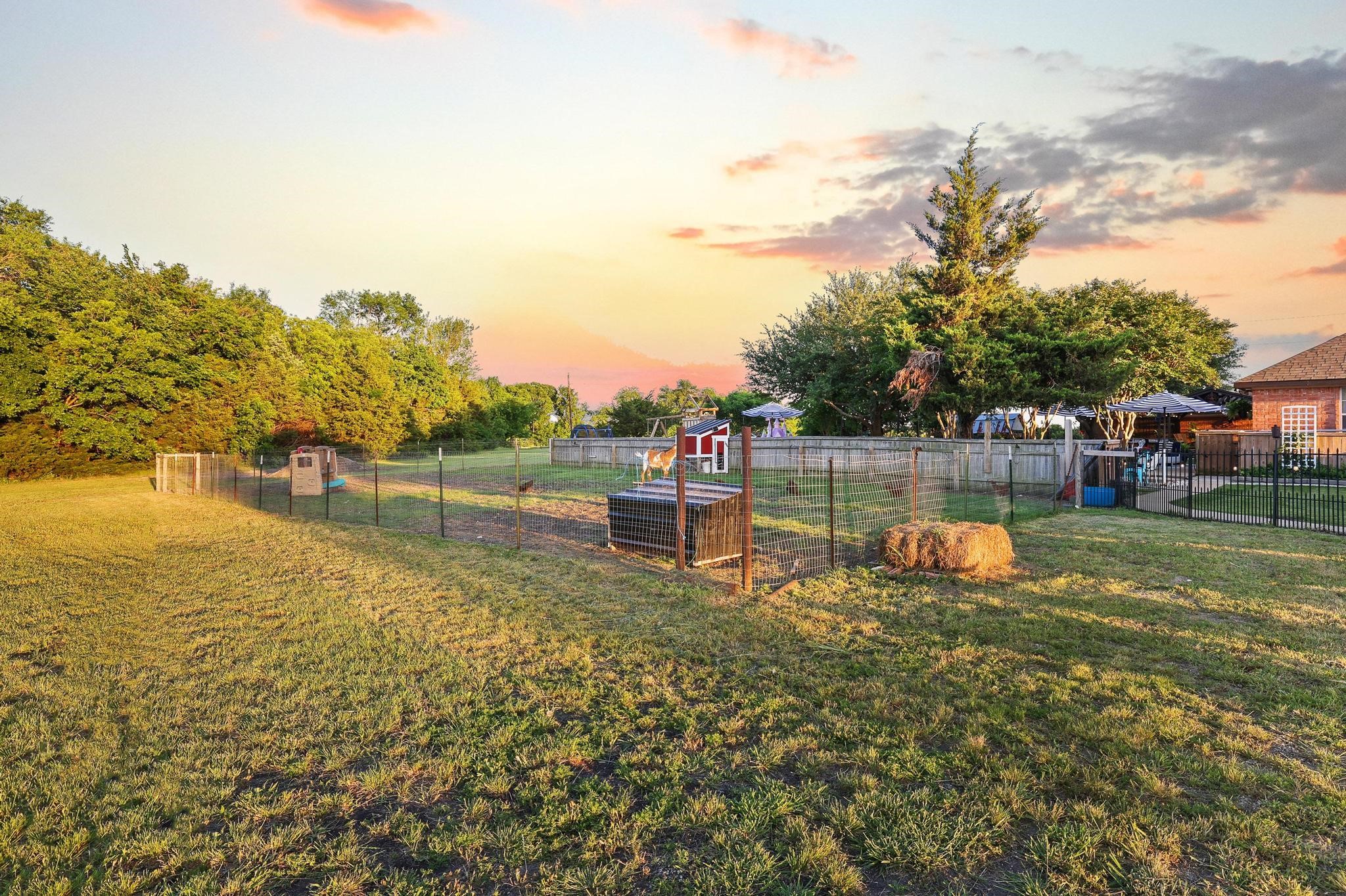 981 County Road 4918 Trenton TX 75490