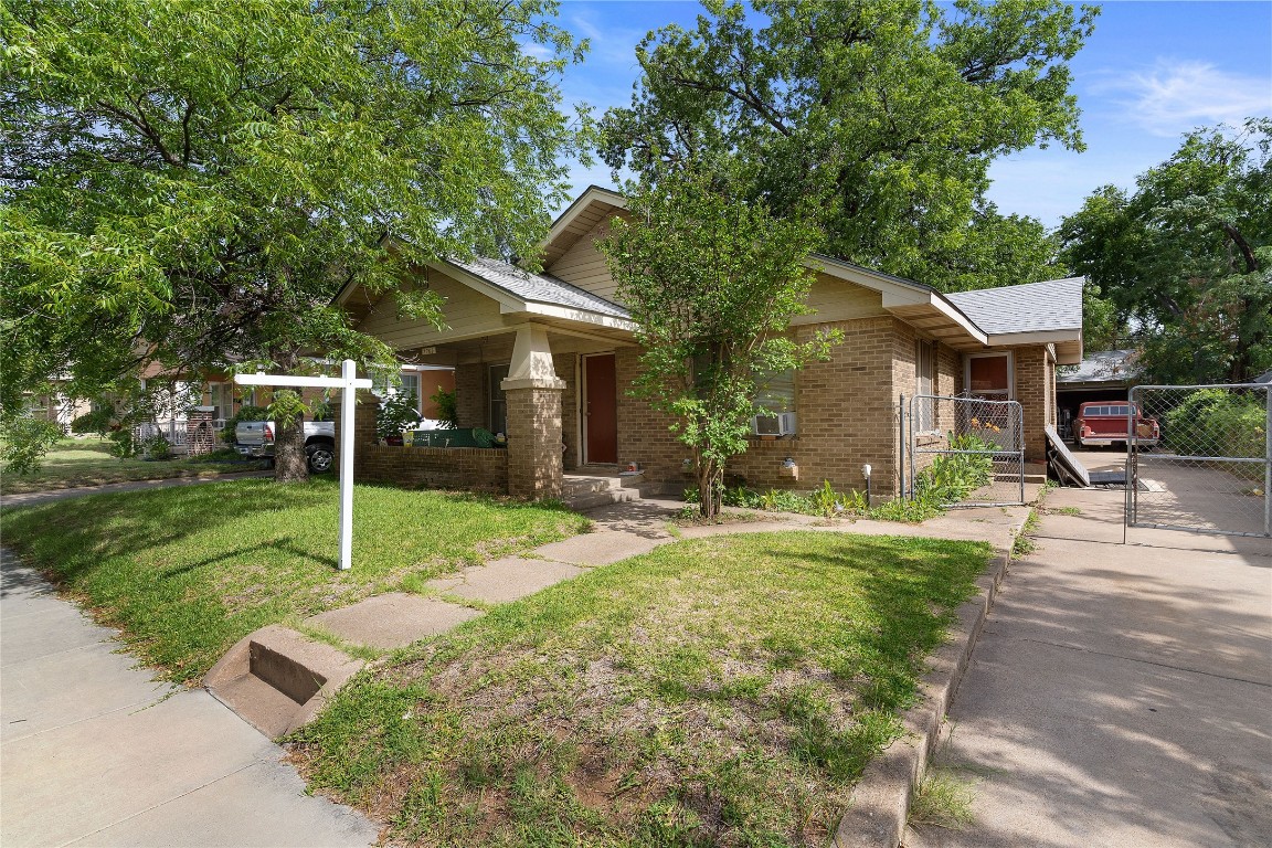 2765 Primrose Avenue Fort Worth TX 76111