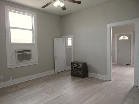 911 W Liveoak Street Coleman TX 76834