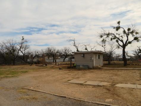 911 W Liveoak Street Coleman TX 76834