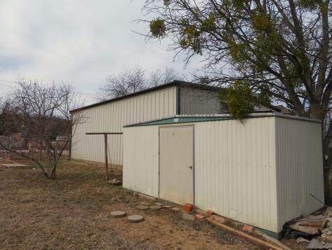 911 W Liveoak Street Coleman TX 76834
