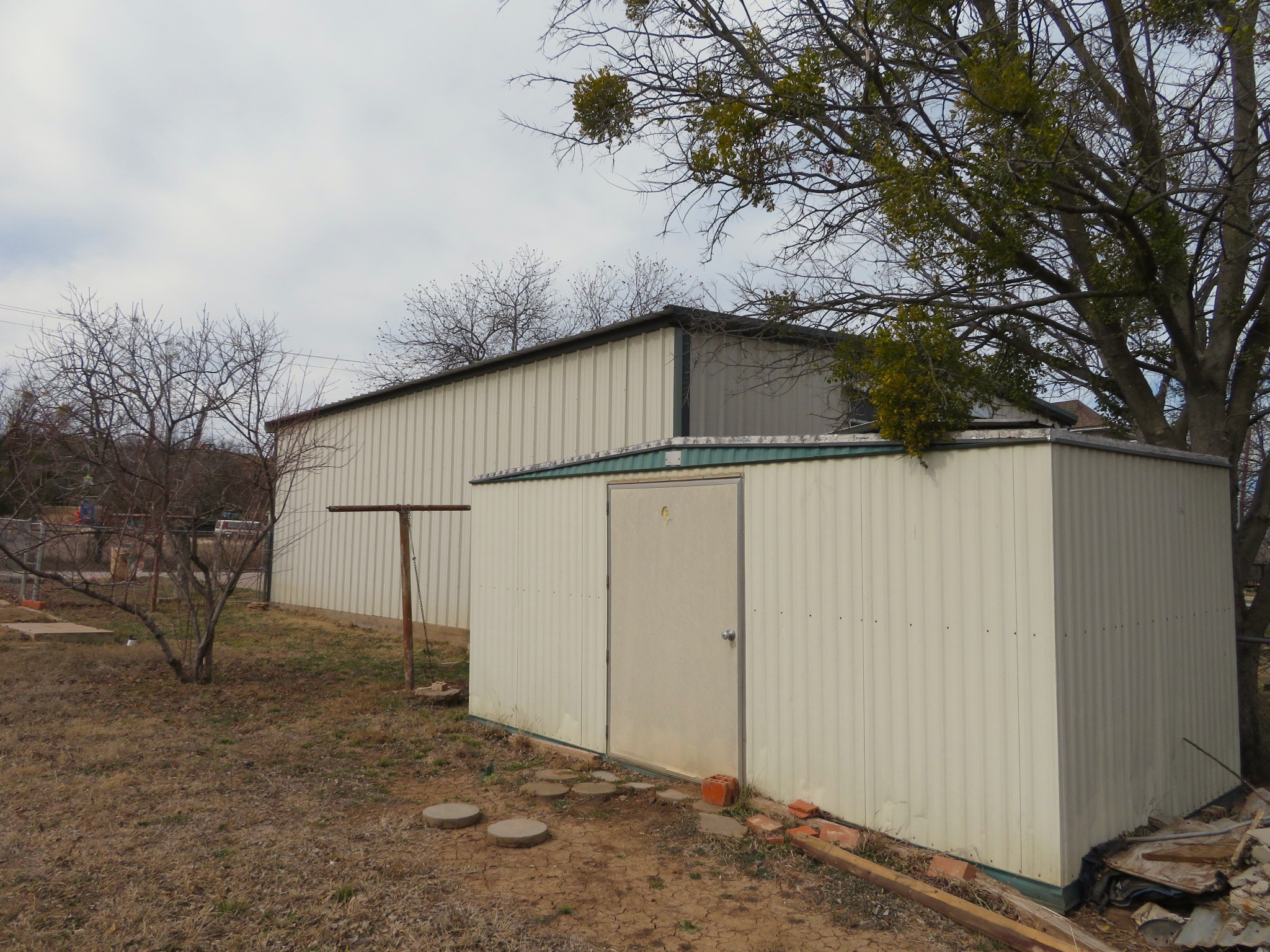 911 W Liveoak Street Coleman TX 76834