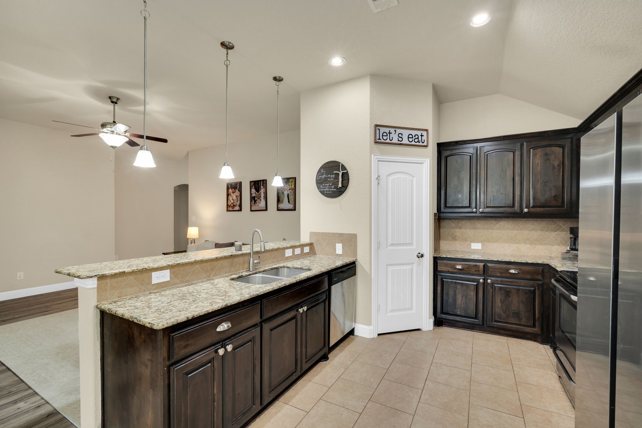 201 Winters Edge Drive Red Oak TX 75154