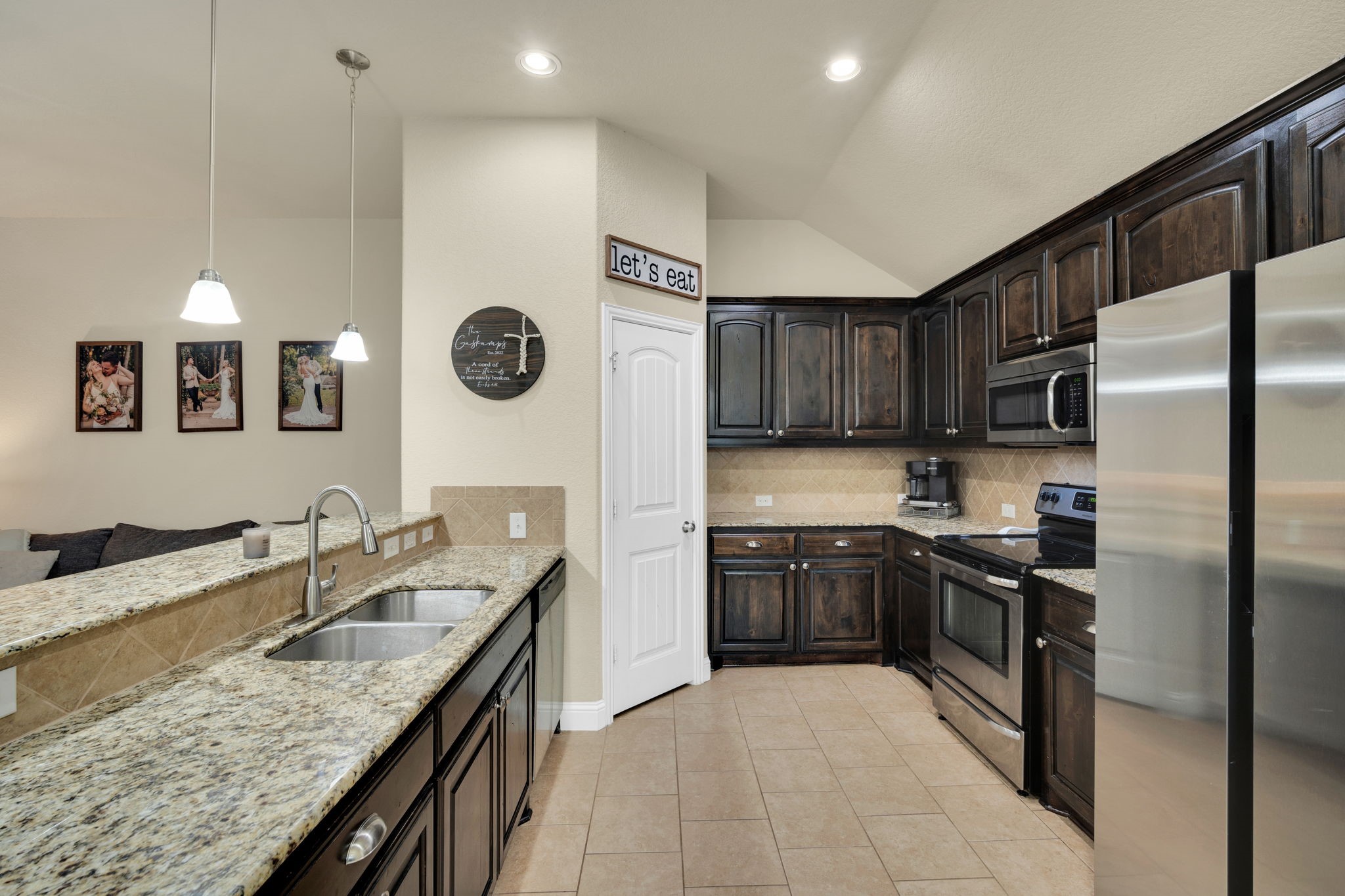 201 Winters Edge Drive Red Oak TX 75154