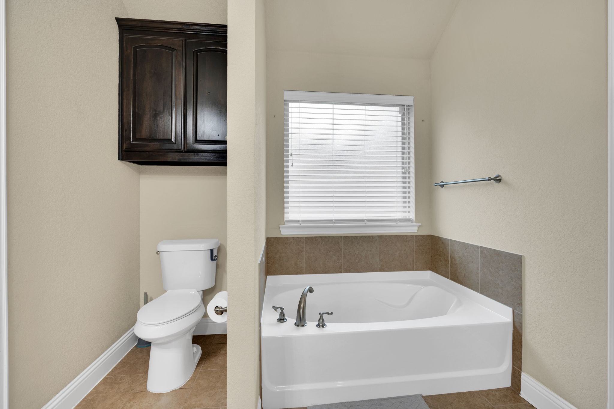 201 Winters Edge Drive Red Oak TX 75154