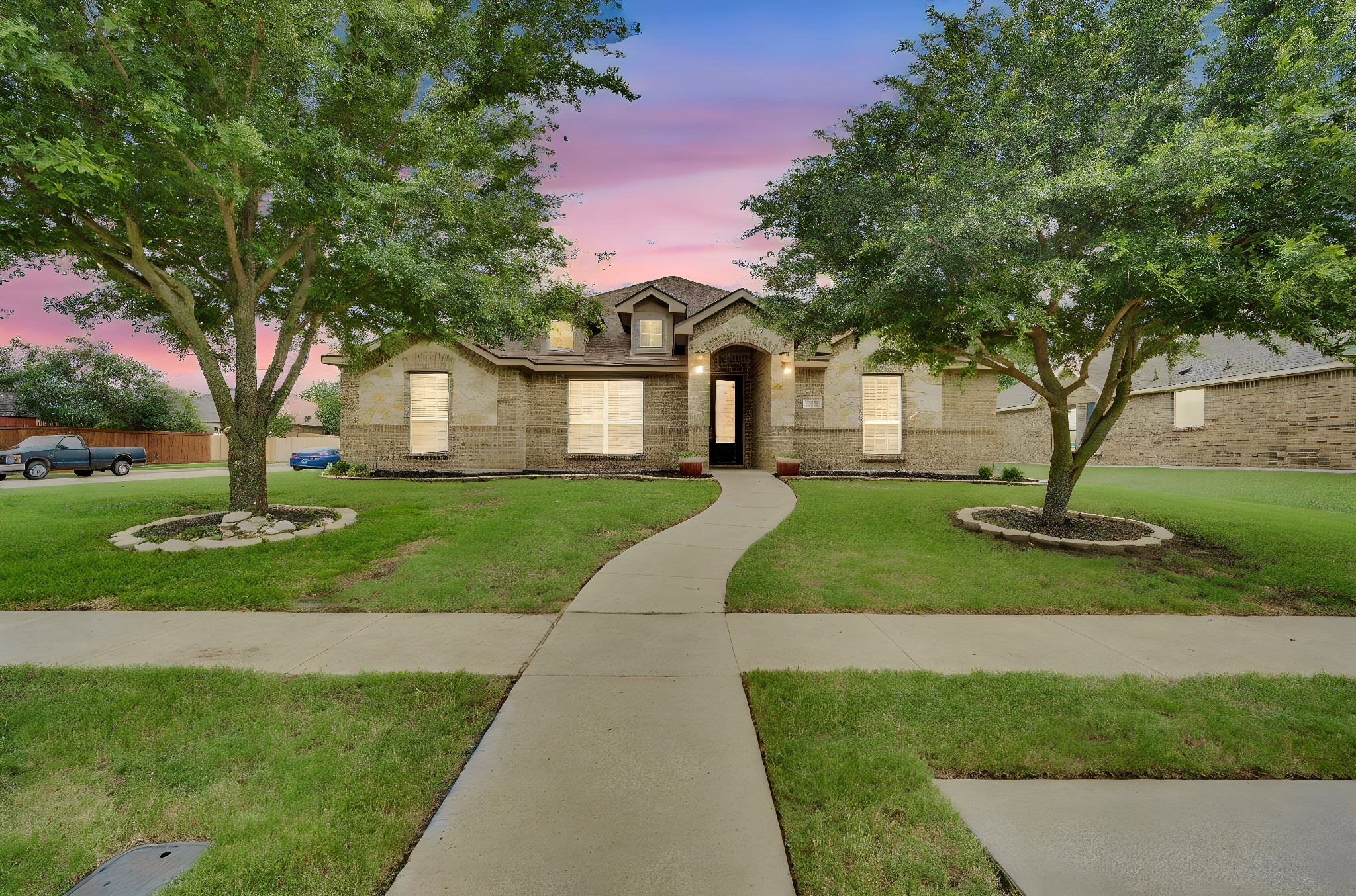 201 Winters Edge Drive Red Oak TX 75154