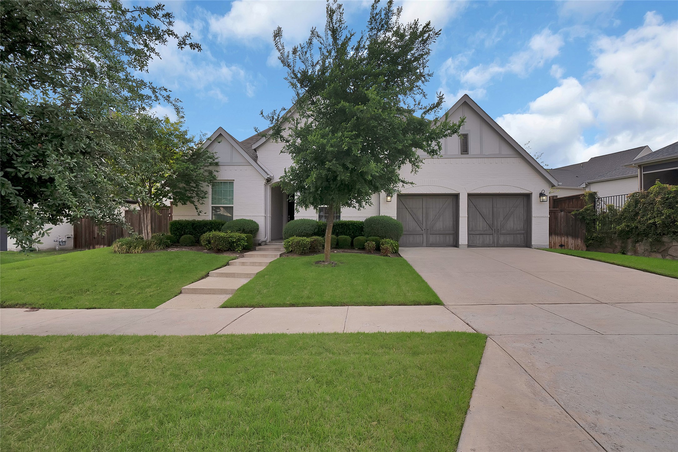 2012 Roundtree Circle E Fort Worth TX 76008