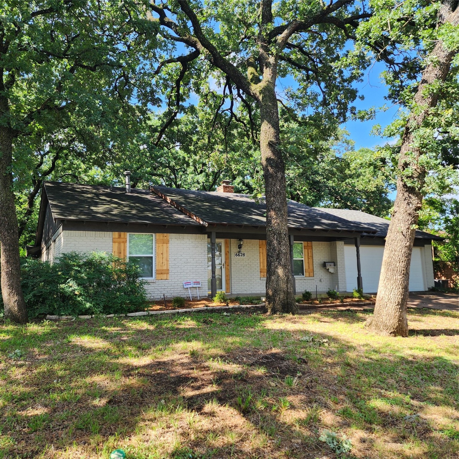6628 Yolanda Drive Fort Worth TX 76112