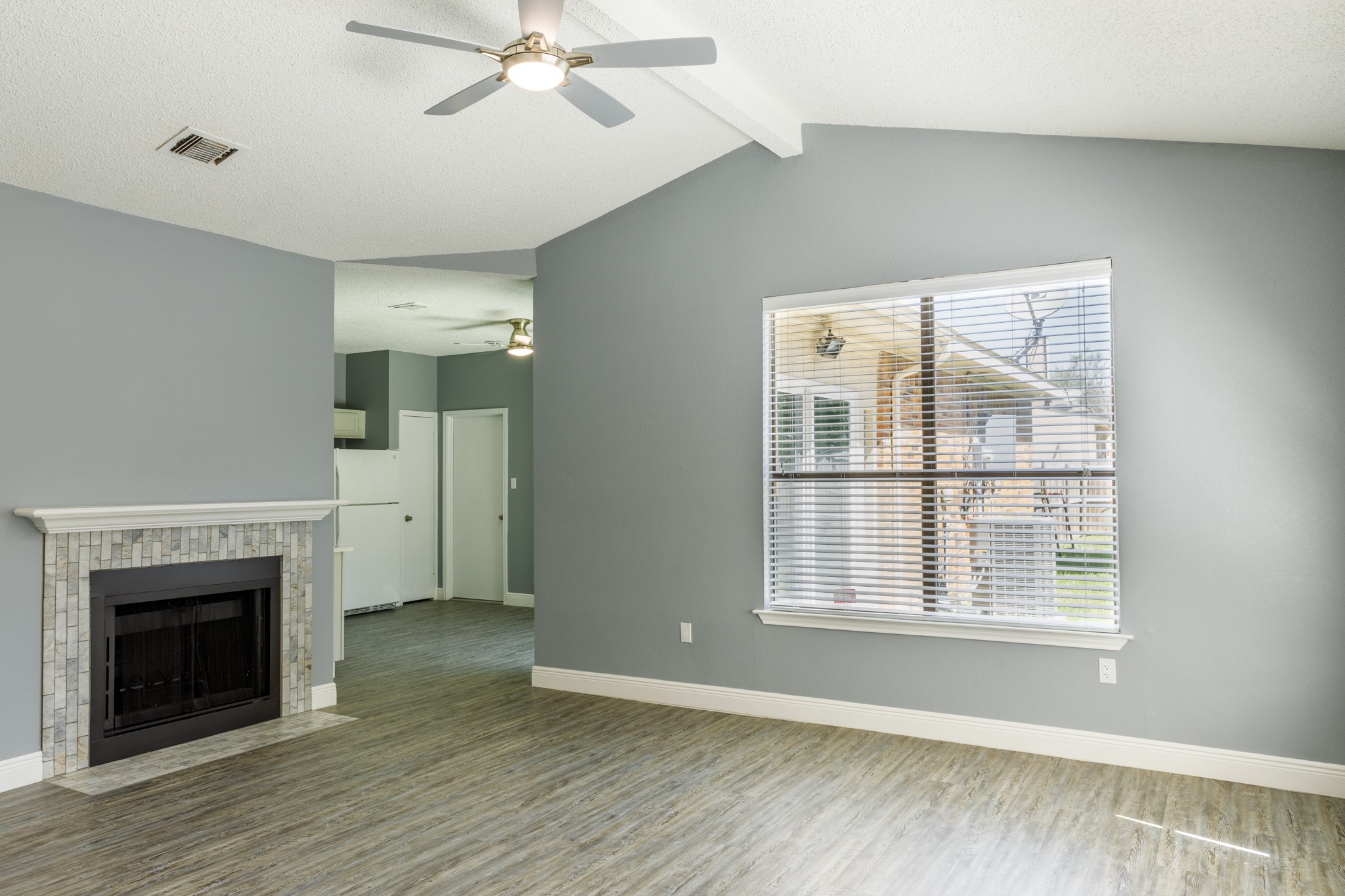 1129 Sandalwood Lane Desoto TX 75115
