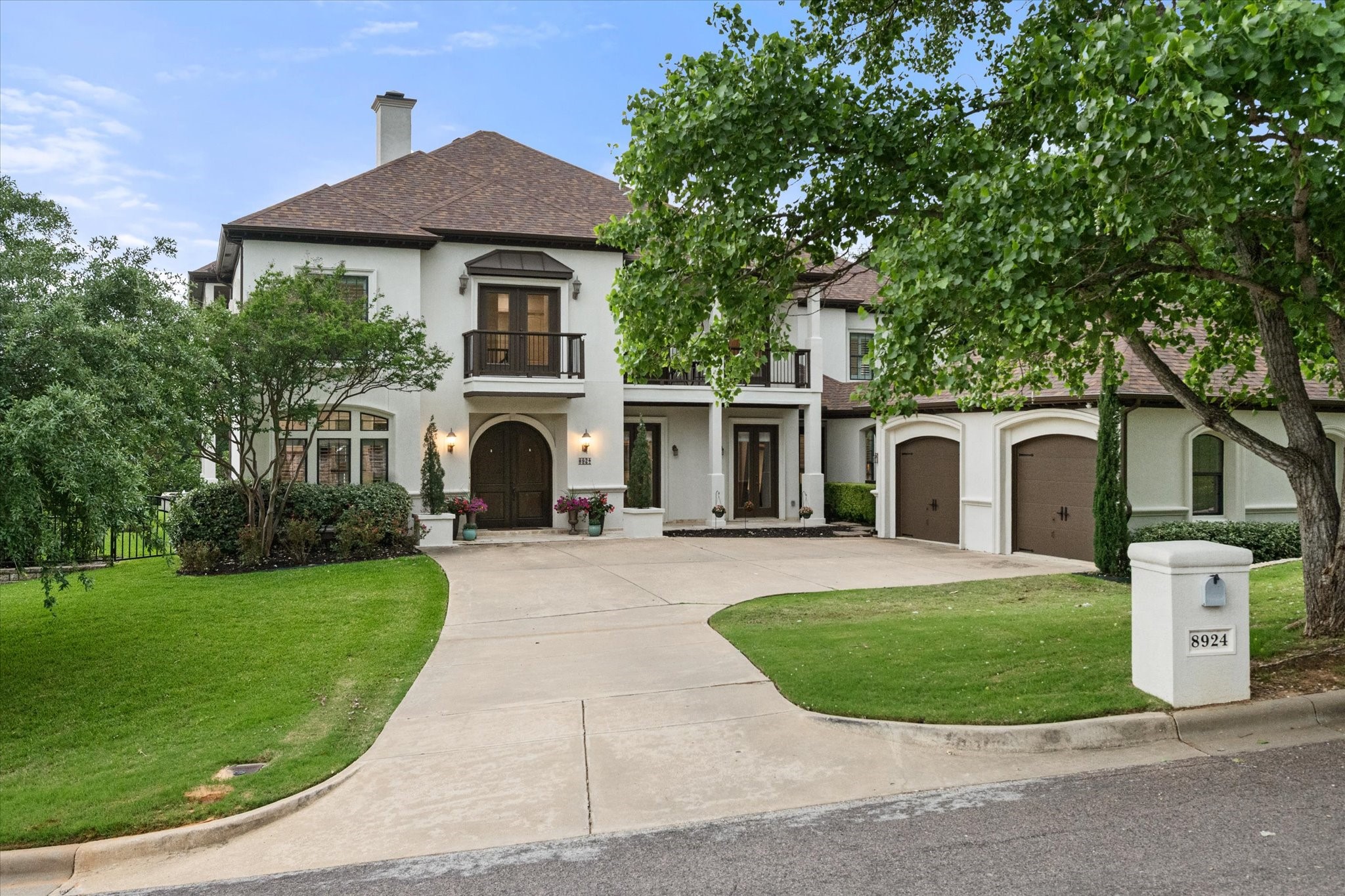 8924 Waterchase Circle Fort Worth TX 76120