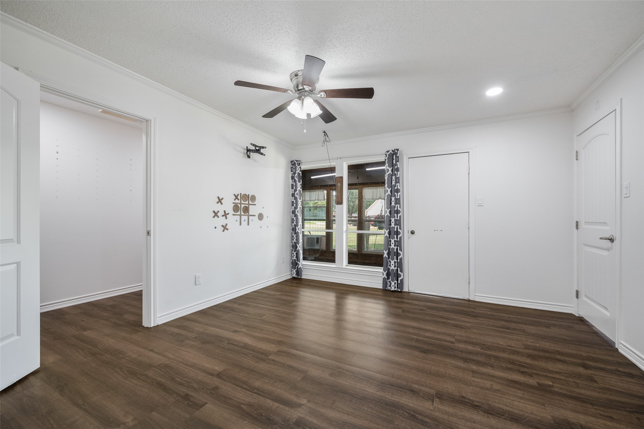 18341 Shore Drive Kemp TX 75143