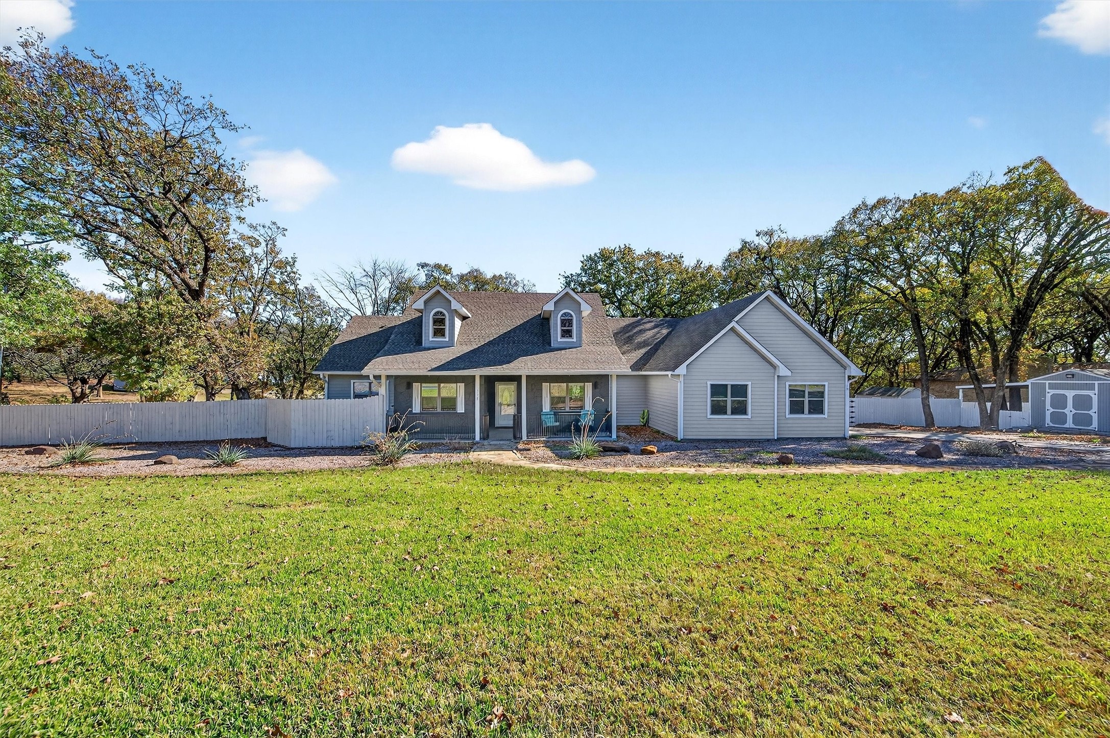 380 Crescent Drive Pottsboro TX 75076