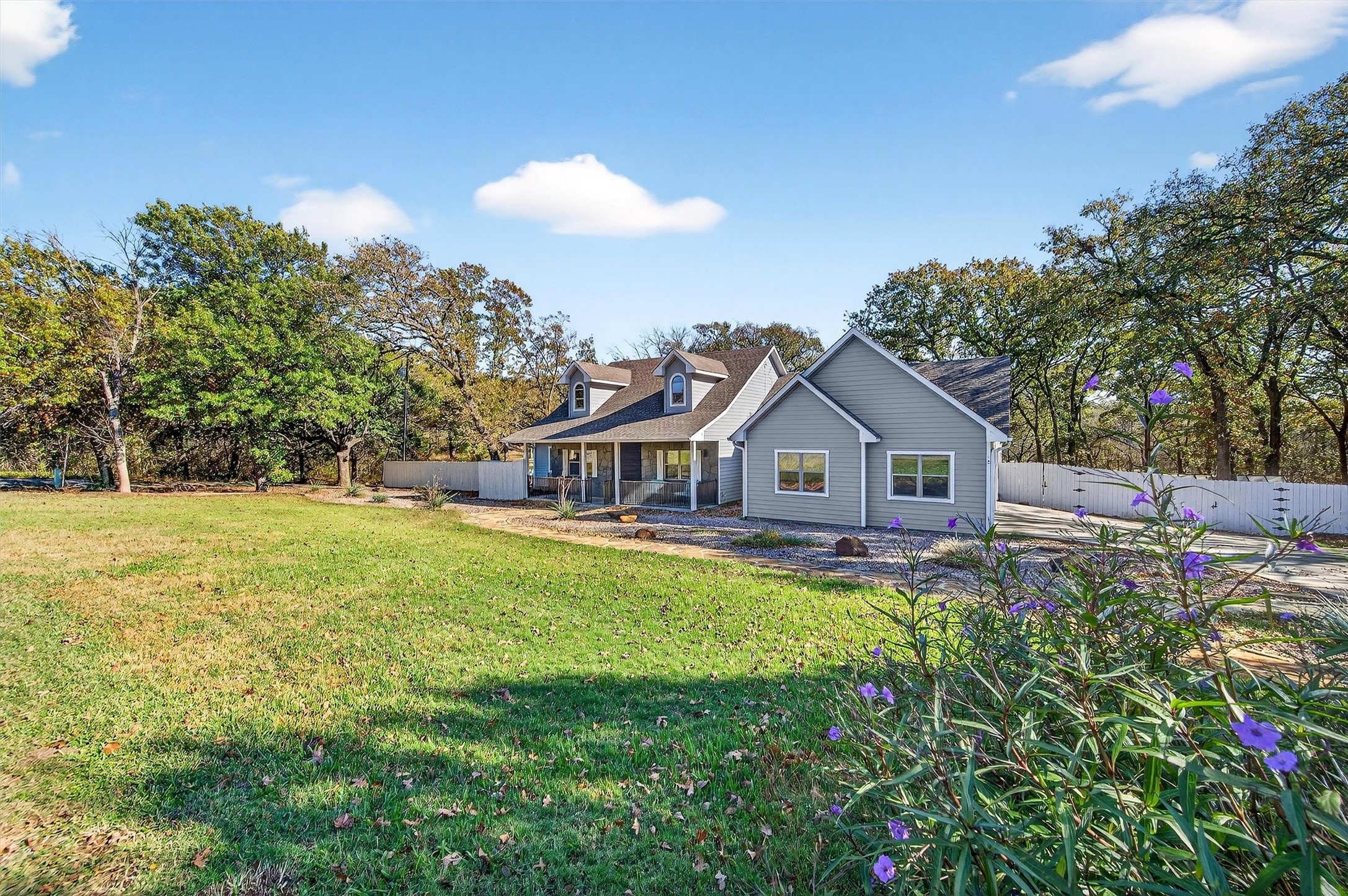 380 Crescent Drive Pottsboro TX 75076