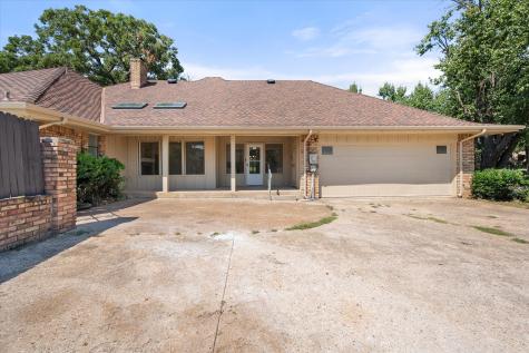 1801 High Vista Court Fort Worth TX 76112