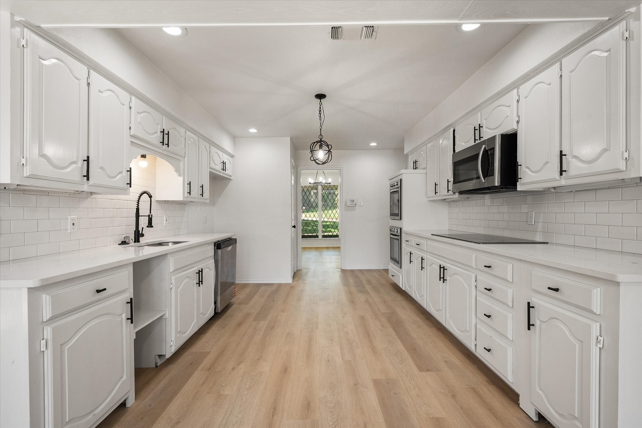 1801 High Vista Court Fort Worth TX 76112