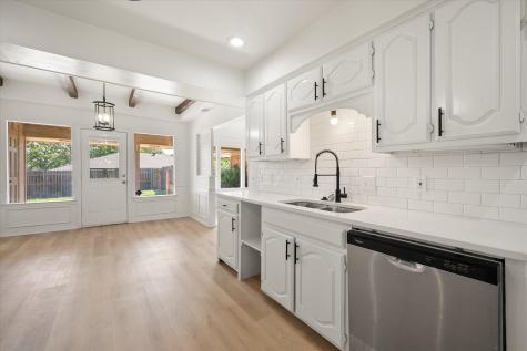 1801 High Vista Court Fort Worth TX 76112