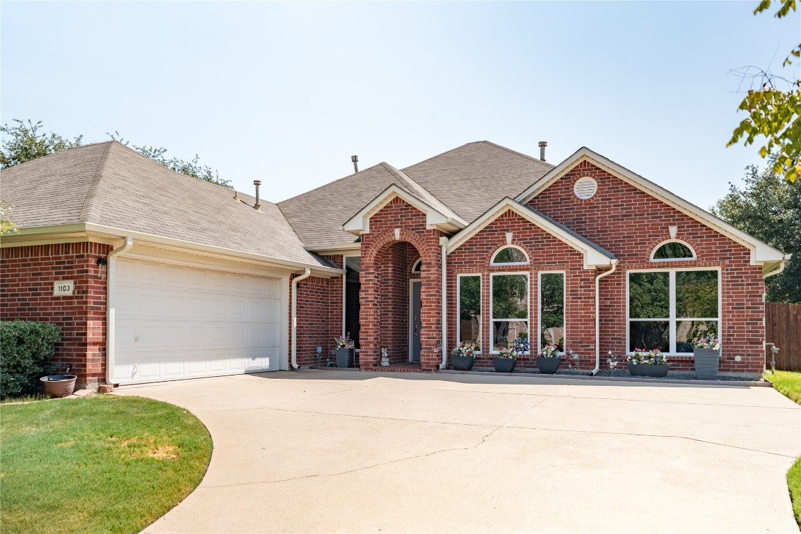 1103 Lyra Lane Arlington TX 76013