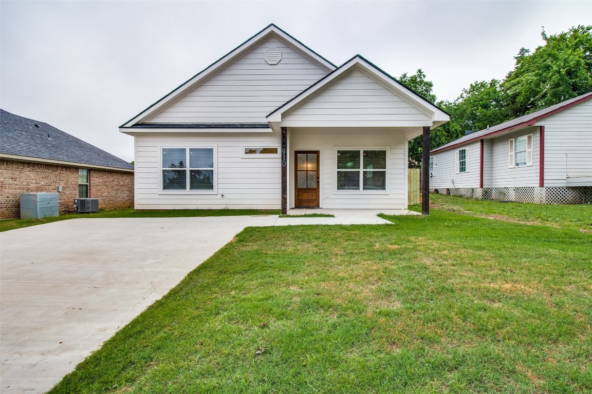 910 W Johnson Street Denison TX 75020